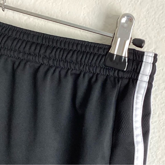 \Adidas\ Climacool Black Shorts - Picture 7 of 16
